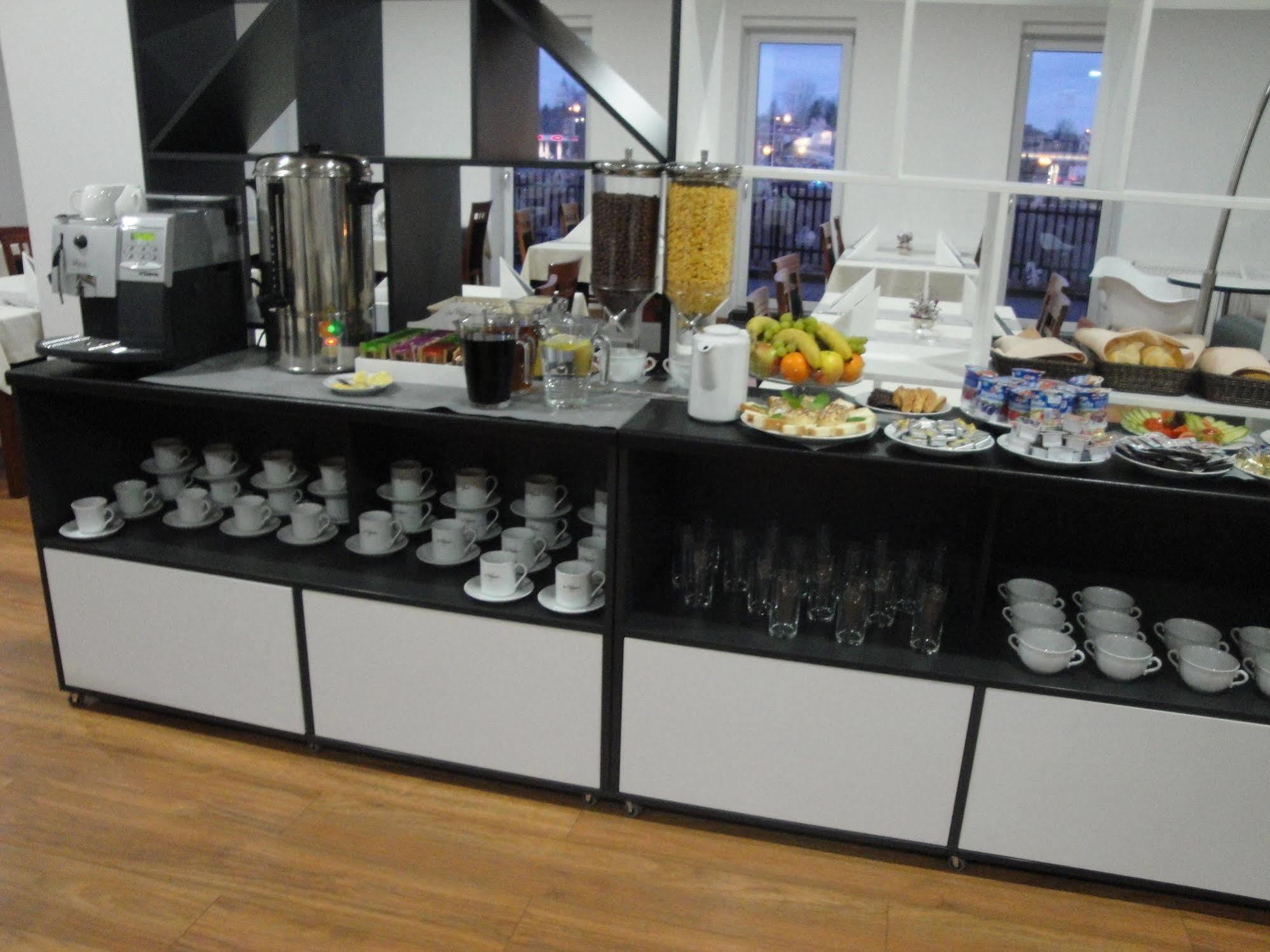 Hotel apartamentowy Travel 3*